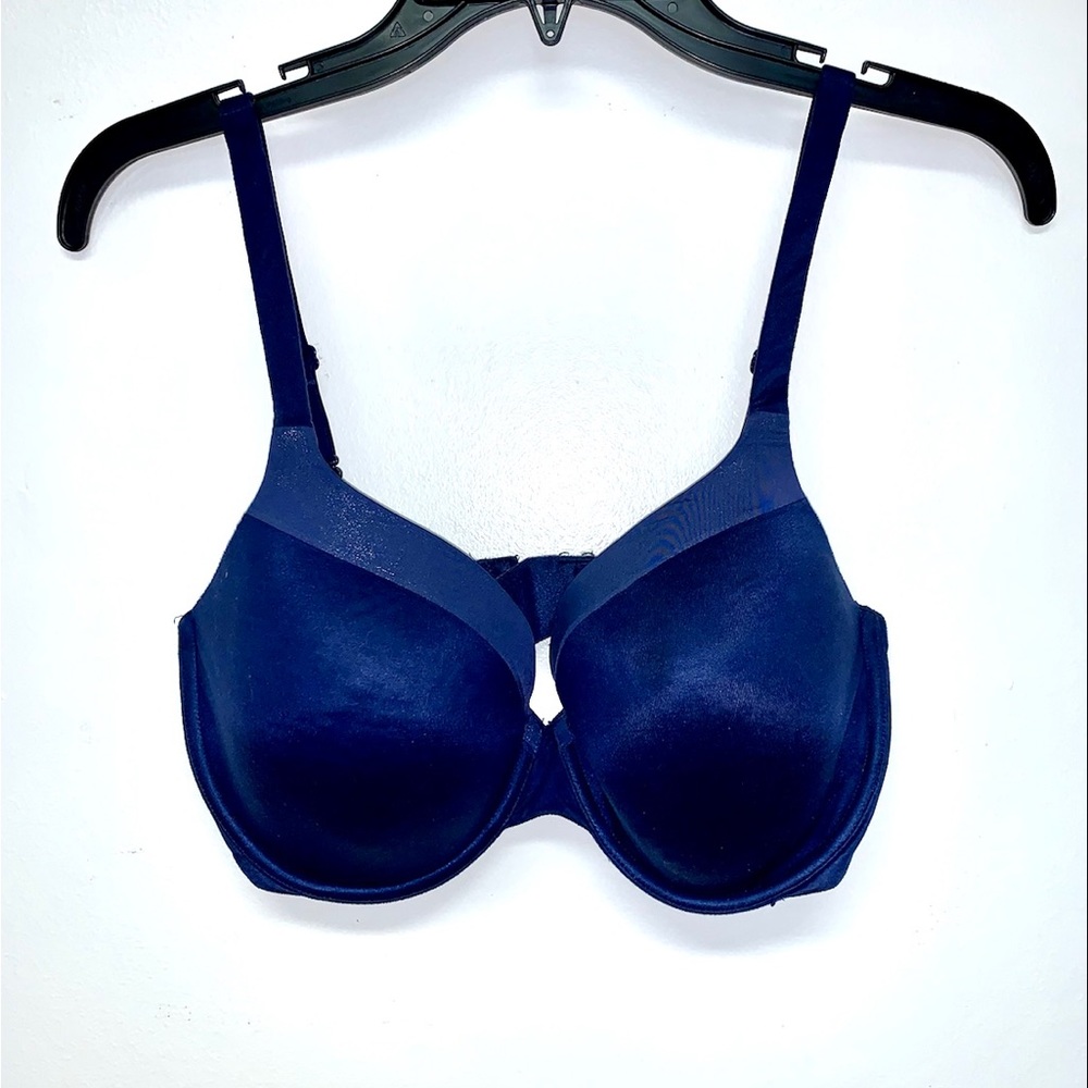 Like New Victoria’s Secret Navy Body by Victoria Lined Perfect Bra 34DDD